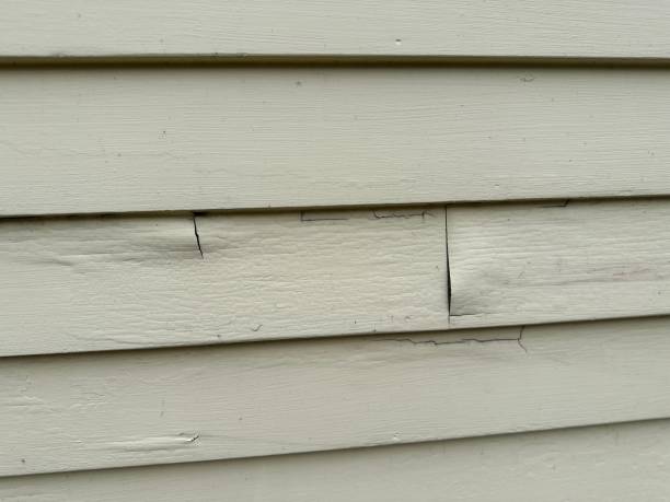 How To Choose The Right Materials for Your Siding Installation in 'Malta, IL